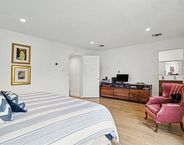 12368 Montego Plaza - Photo Thumbnail 16