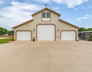9514 Park Drive - Photo Thumbnail 29