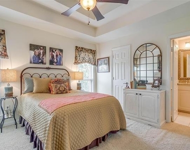 9514 Park Drive - Photo Thumbnail 19
