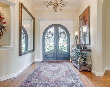 9514 Park Drive - Photo Thumbnail 1