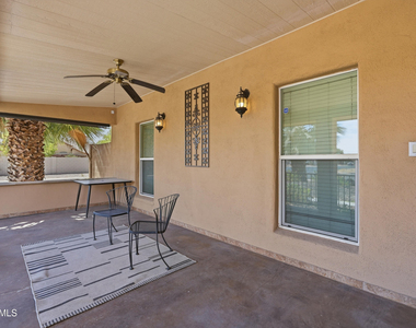 5654 W Mountain View Road - Photo Thumbnail 2