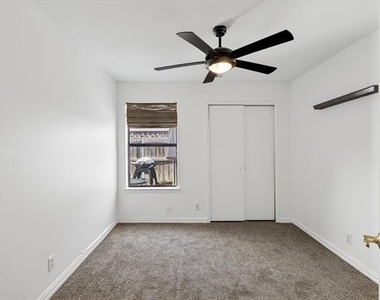 2232 Turf Club Drive - Photo Thumbnail 5
