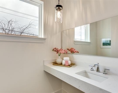 345 College Avenue - Photo Thumbnail 20