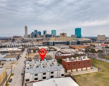 345 College Avenue - Photo Thumbnail 26