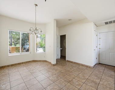 9065 E Gary Road - Photo Thumbnail 5