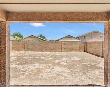 24039 N Mojave Lane - Photo Thumbnail 26