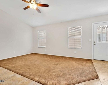 24039 N Mojave Lane - Photo Thumbnail 6