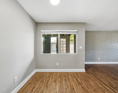 1518 W Colter Street - Photo Thumbnail 8