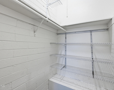 1518 W Colter Street - Photo Thumbnail 13
