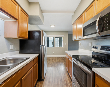 1518 W Colter Street - Photo Thumbnail 5