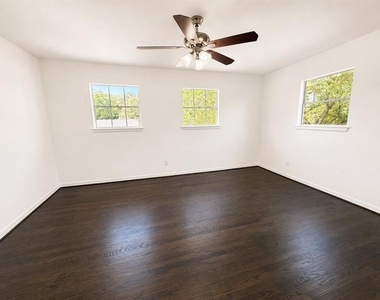 2309 E Mitchell Street - Photo Thumbnail 15