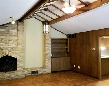 720 Mimosa Drive - Photo Thumbnail 1