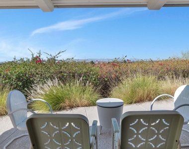 5526 N Camelback Canyon Drive - Photo Thumbnail 18