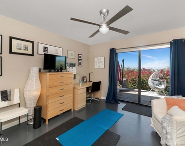 5526 N Camelback Canyon Drive - Photo Thumbnail 15