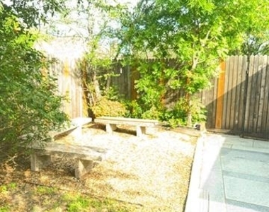 2726 Monet Place - Photo Thumbnail 4