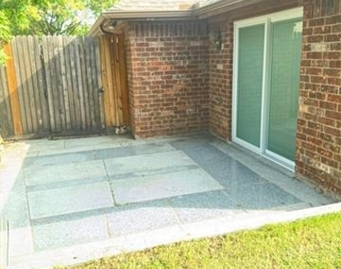 2726 Monet Place - Photo Thumbnail 3