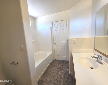 6656 E Flynn Avenue - Photo Thumbnail 7