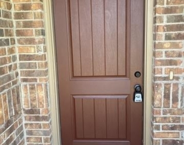 1426 Thibodaux Drive - Photo Thumbnail 1
