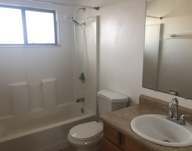 2025 S Granada Drive - Photo Thumbnail 4