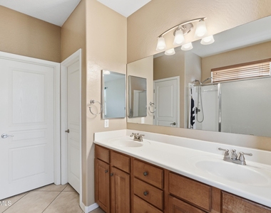 18184 N Calacera Street - Photo Thumbnail 17