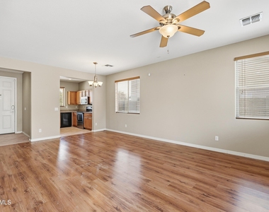 18184 N Calacera Street - Photo Thumbnail 8