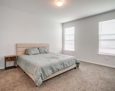 9721 Cherryville Road - Photo Thumbnail 8