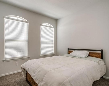 9721 Cherryville Road - Photo Thumbnail 11