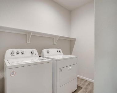 9721 Cherryville Road - Photo Thumbnail 15