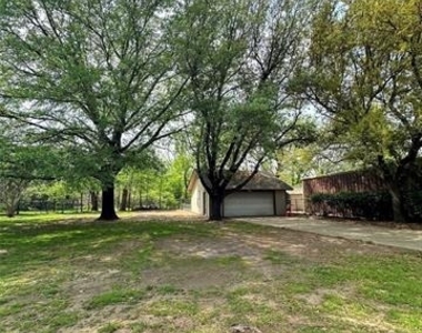 228 S Pearson Lane - Photo Thumbnail 19