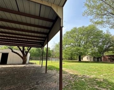 228 S Pearson Lane - Photo Thumbnail 22