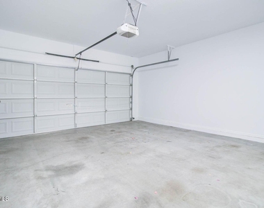 1000 S Roanoke Street - Photo Thumbnail 20