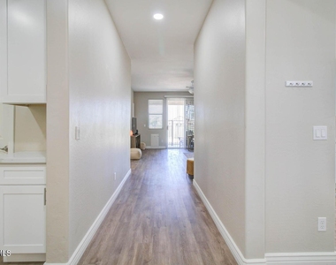 1000 S Roanoke Street - Photo Thumbnail 2