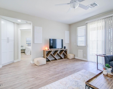 1000 S Roanoke Street - Photo Thumbnail 5