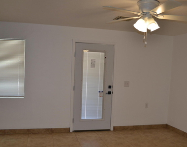 44 N Mountain Road - Photo Thumbnail 2