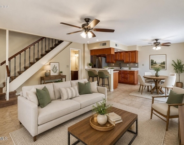 4809 E Euclid Avenue - Photo Thumbnail 8