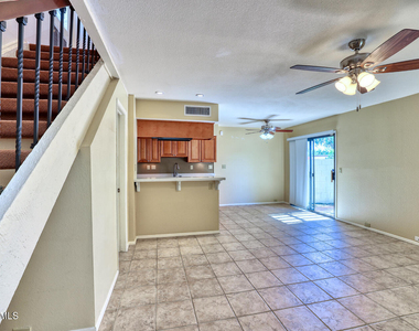 4809 E Euclid Avenue - Photo Thumbnail 1