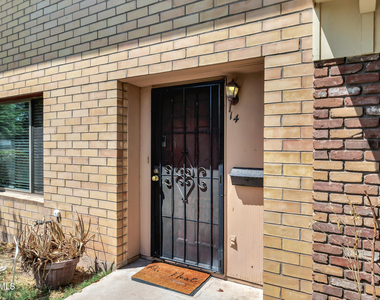 14 E Hermosa Drive - Photo Thumbnail 3