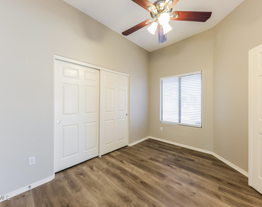 14535 N 87th Drive - Photo Thumbnail 10