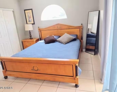 2919 W Palm Lane - Photo Thumbnail 12