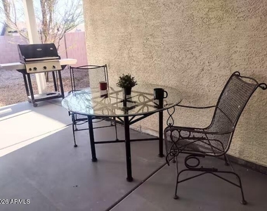 2919 W Palm Lane - Photo Thumbnail 7
