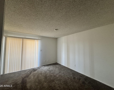 4730 W Northern Avenue - Photo Thumbnail 7