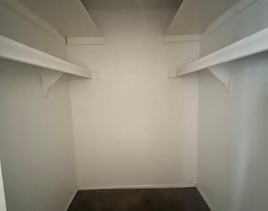 4730 W Northern Avenue - Photo Thumbnail 8