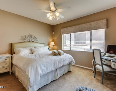 9455 E Raintree Drive - Photo Thumbnail 13