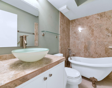 7113 E Arlington Road - Photo Thumbnail 14