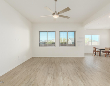 18545 W Chuckwalla Canyon Road - Photo Thumbnail 2