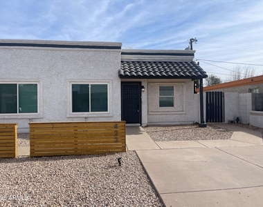 423 S Terry Lane - Photo Thumbnail 1