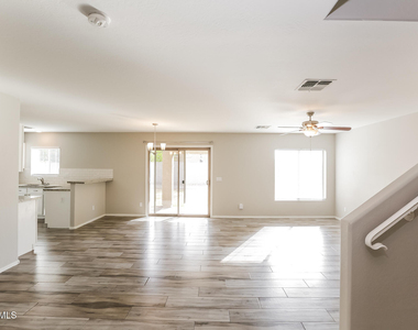 14945 N 172nd Lane - Photo Thumbnail 2