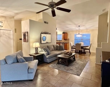 21624 N 46th Place - Photo Thumbnail 1