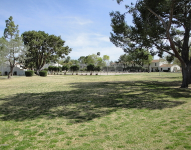 6523 S La Corta Drive - Photo Thumbnail 11