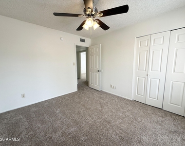 1016 W Nido Avenue - Photo Thumbnail 21